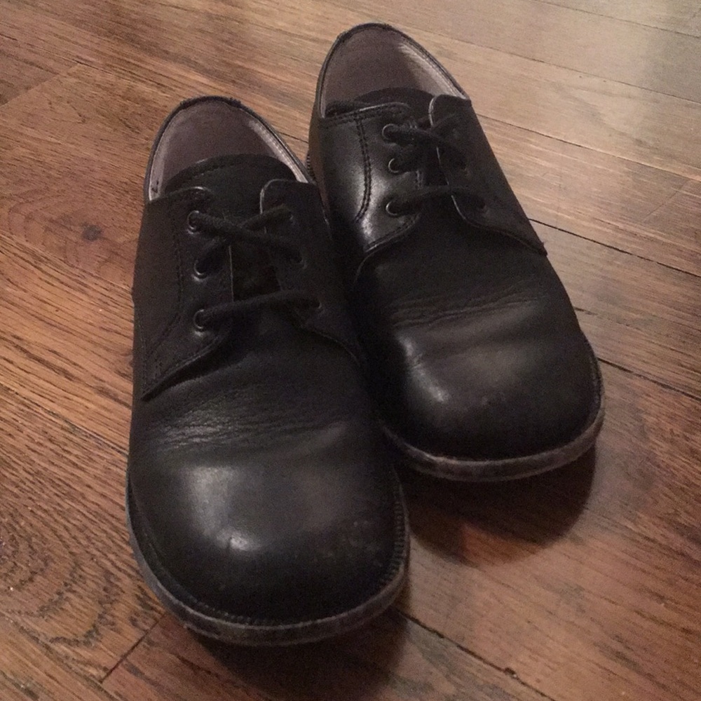 Oxford baby black leather shoes size 28 (10.5 us)